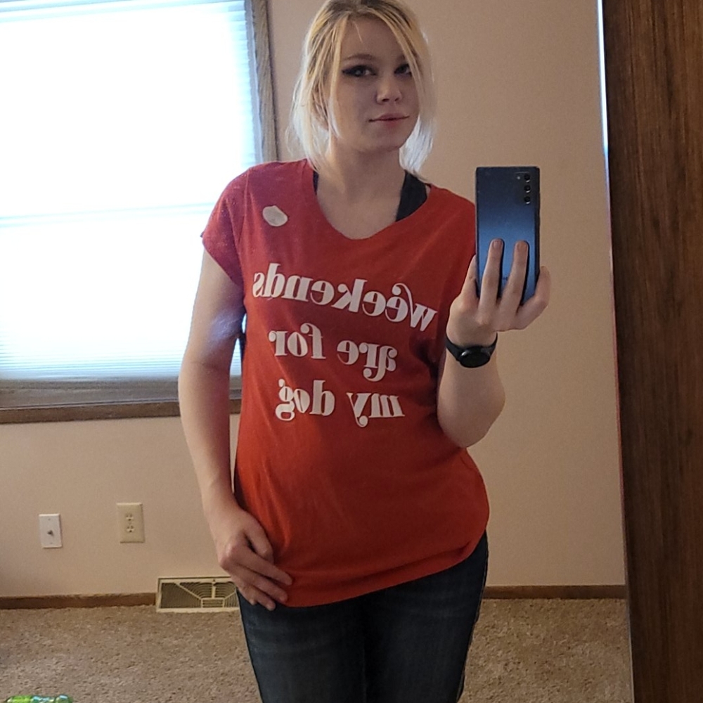 NWT red weekends are for my dogs tee